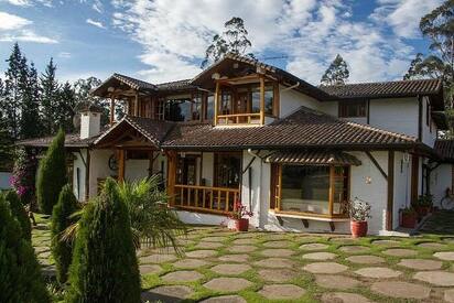 Quito-airport-suites-hotel-ecuador - Lowest Flight Fares Quito airport suites hotel