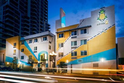 Staypineapple Hotel Z Gaslamp California - Lowest Flight Fares Staypineapple Hotel Z Gaslamp California