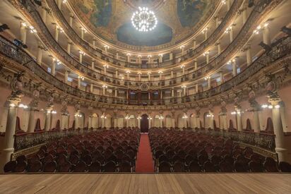 Teatro Amazonas: An Italian Renaissance-style Opera House  