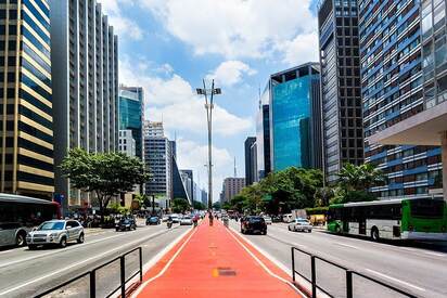 Walkthrough Paulista Avenue