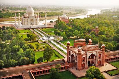Agra Uttar Pradesh - Lowest Flight Fares Agra Uttar Pradesh