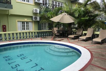 Christar Villas Hotel Kingston 