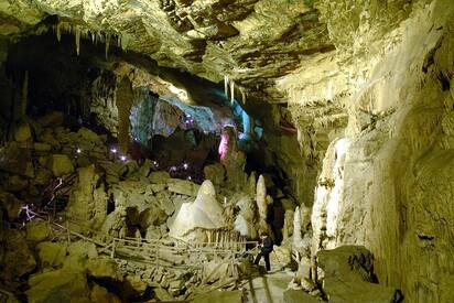 Lost World Caverns West Virginia 