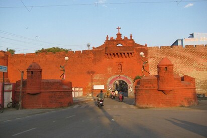 Zampa Gateway Diu - Lowest Flight Fares Zampa Gateway Diu