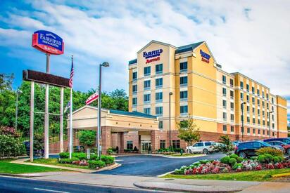 Fairfield Inn & Suites Washington DC - Lowest Flight Fares Fairfield Inn & Suites Washington DC