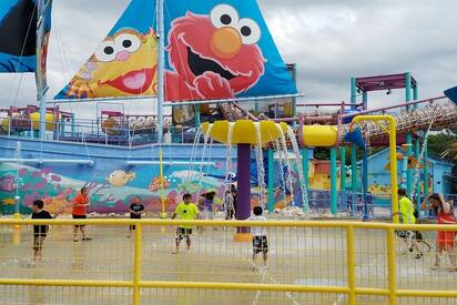 SeaWorld San Antonio - Lowest Flight Fares SeaWorld San Antonio