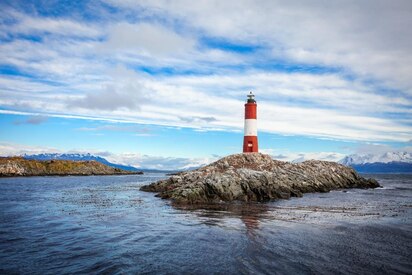Les Éclaireurs Lighthouse Ushuaia - Lowest Flight Fares Les Éclaireurs Lighthouse Ushuaia