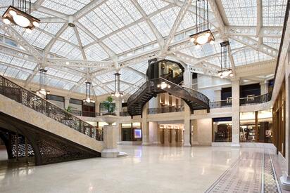 Rookery Building Chicago - Lowest Flight Fares Rookery Building Chicago